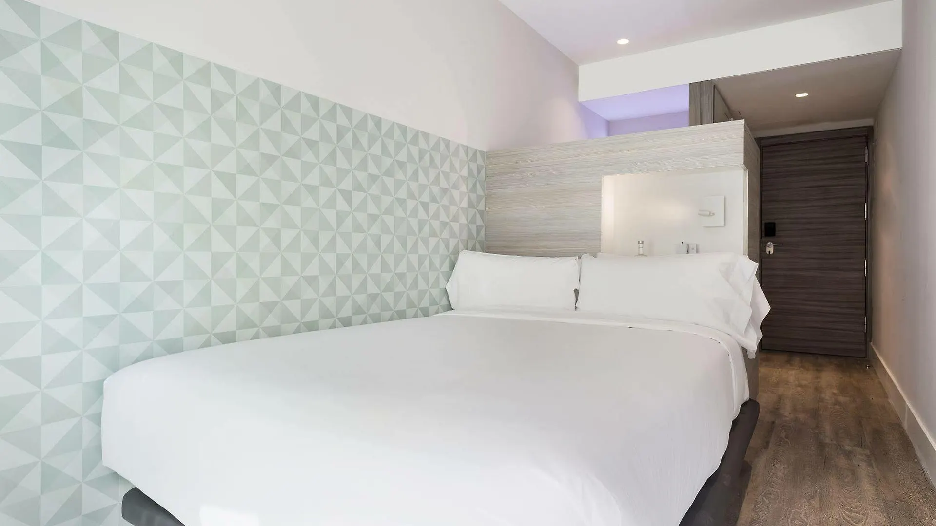 Niu Barcelona Hotel 3*,  Španělsko