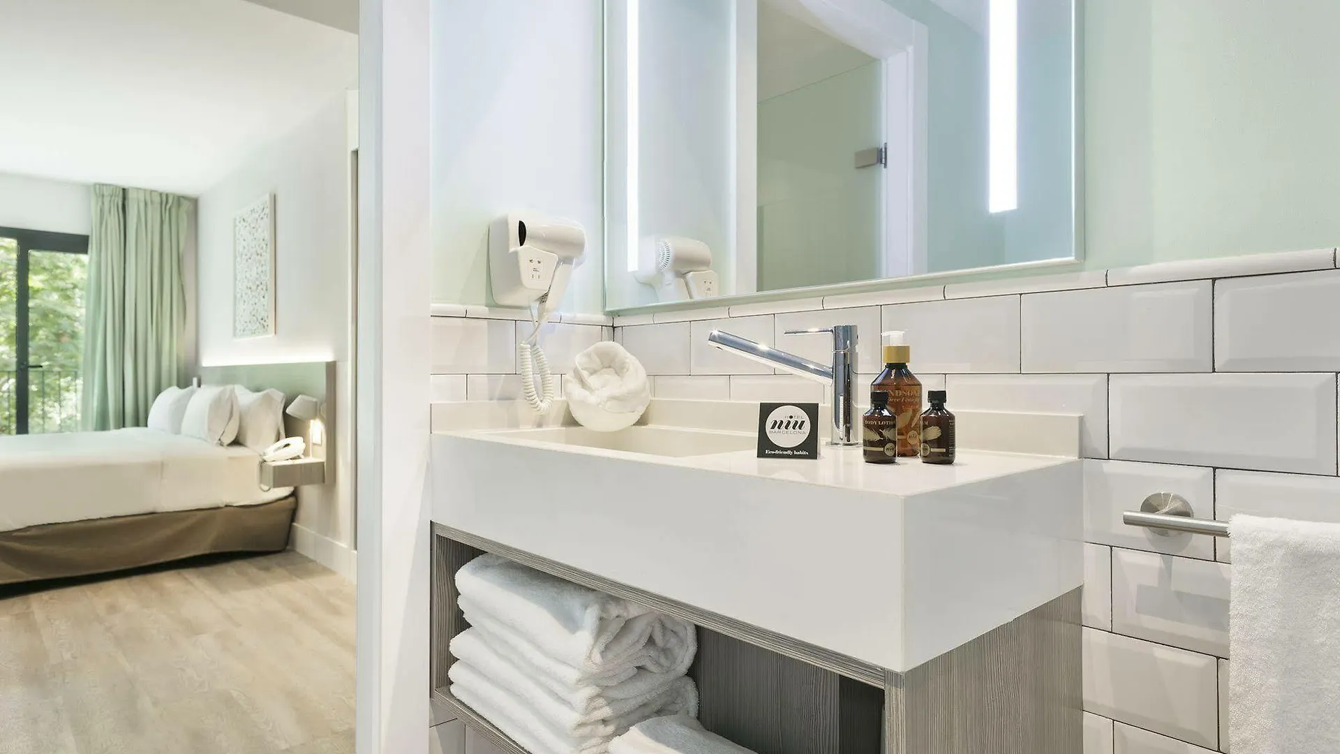 Niu Barcelona Hotel 3*,